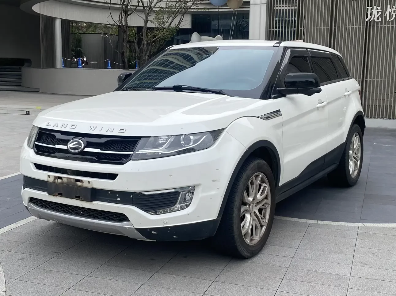 Lu Feng Landwind X7