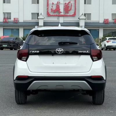 Toyota Yaris L