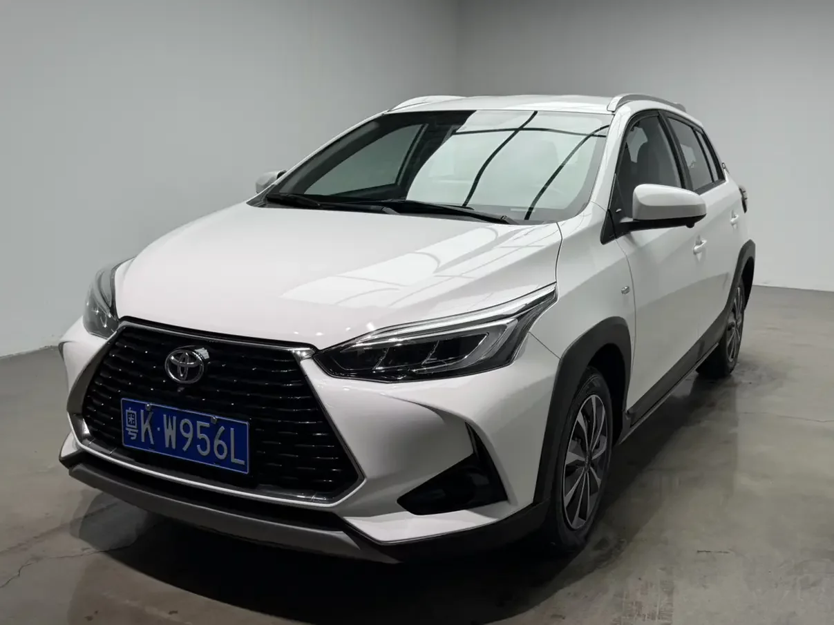 TOYOTA YARIS L