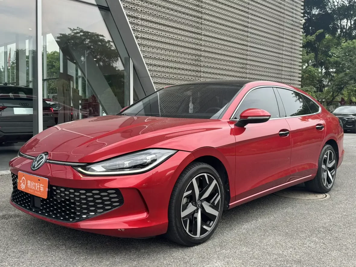 VOLKSWAGEN LAMANDO