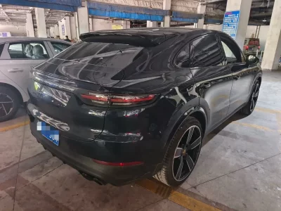 Porsche Cayenne Coupe