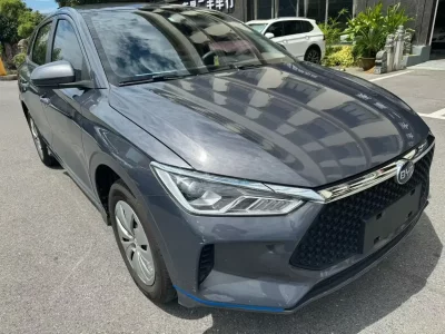 BYD e2