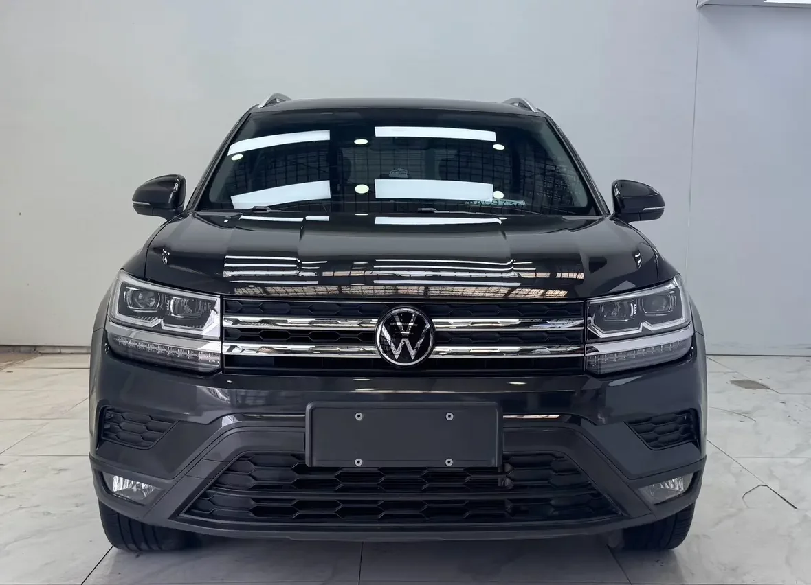 Volkswagen Tharu