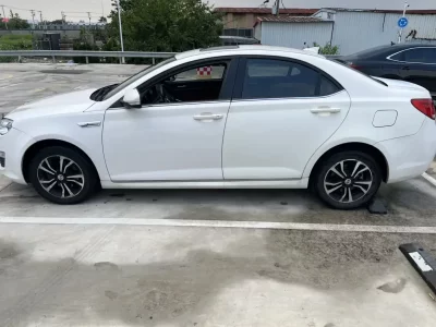 Roewe e550