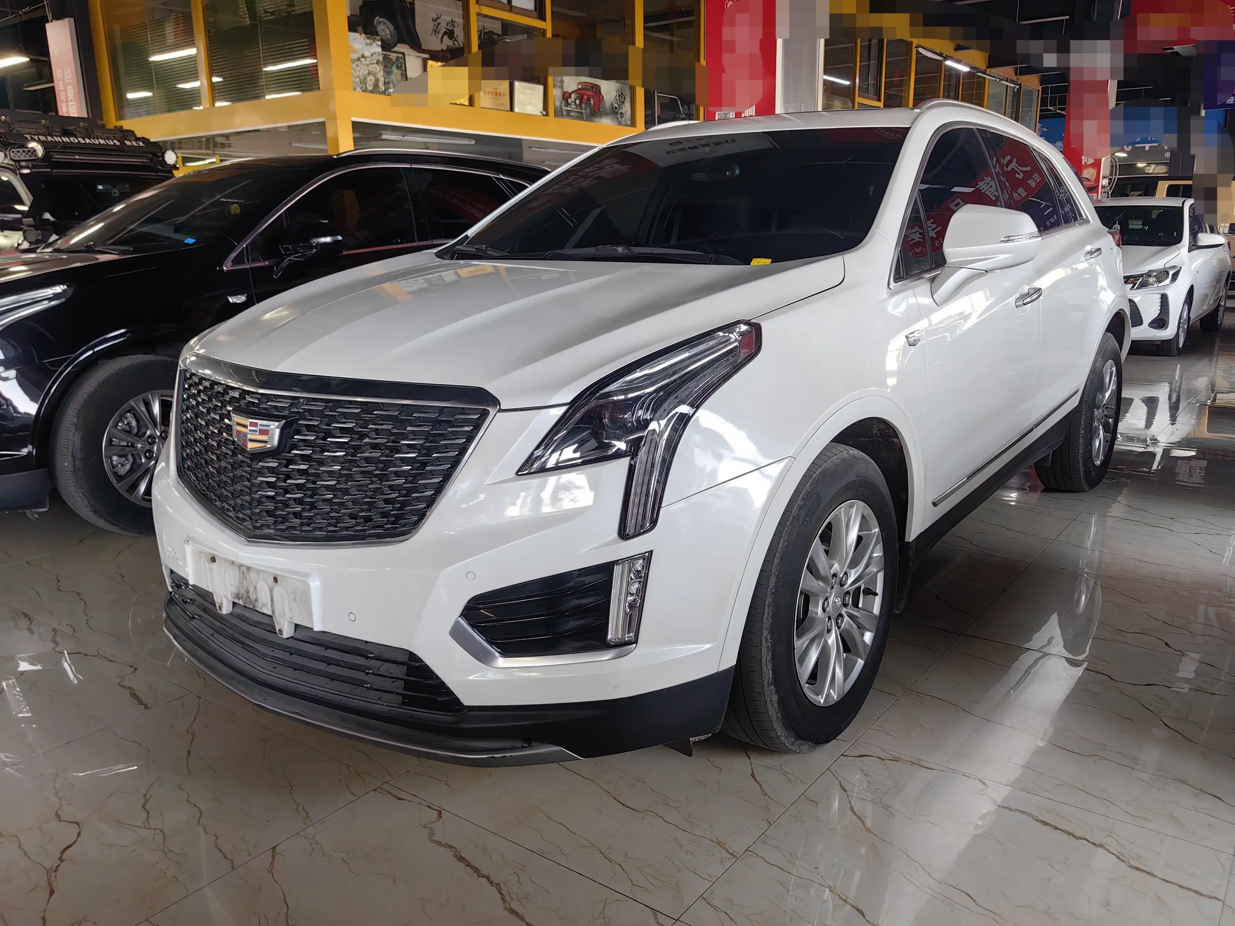 CADILLAC XT5