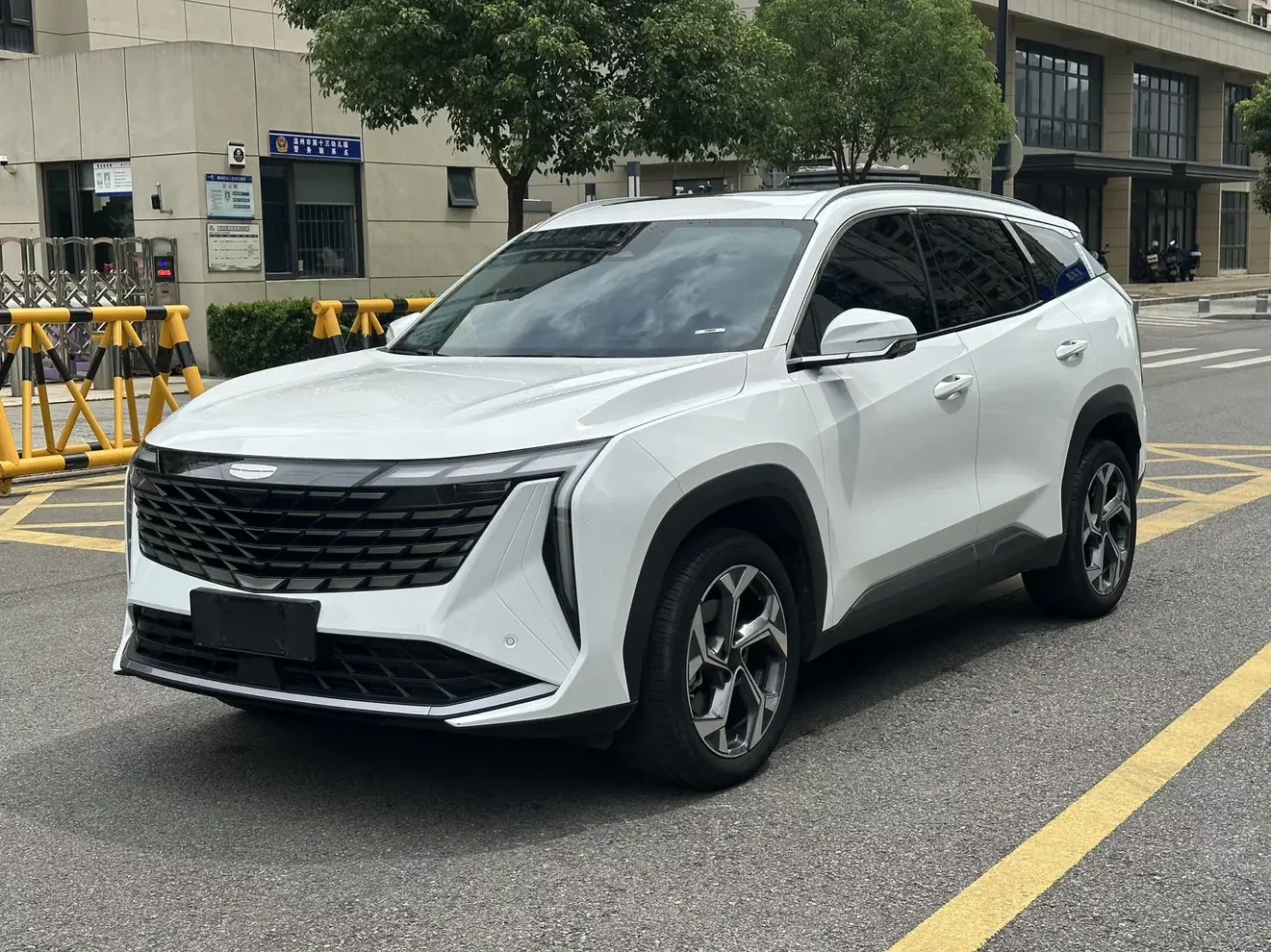 Geely Atlas L (Boyue L)