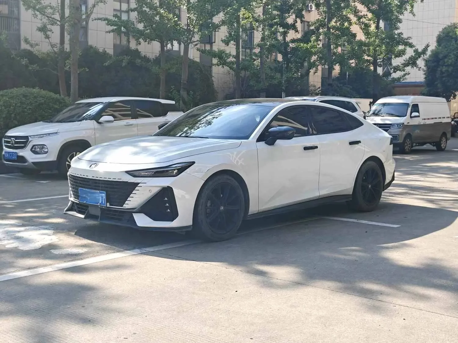 CHANGAN UNI-V