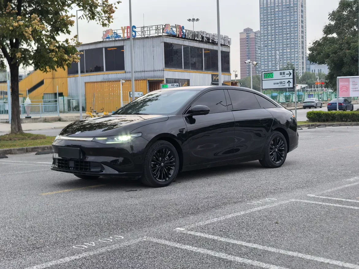 LEAPMOTOR C01