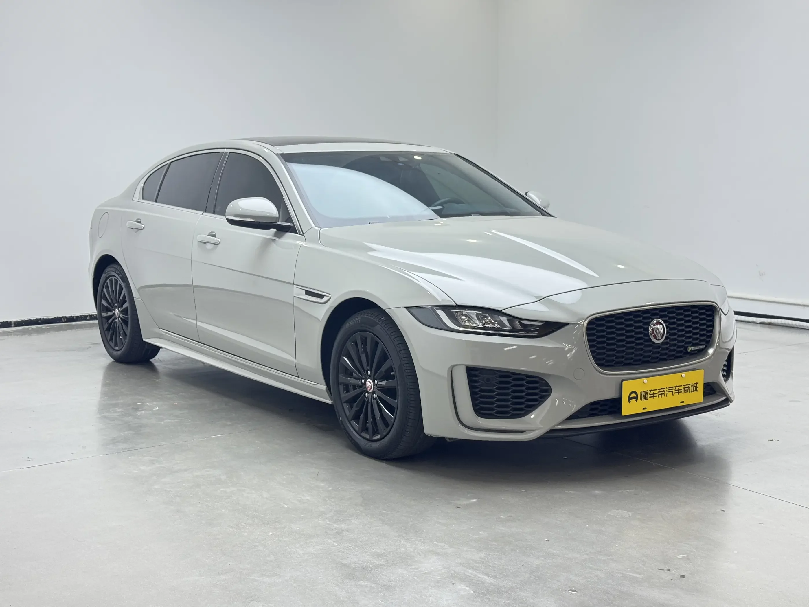 Jaguar XEL
