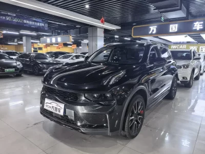 Lynk & Co 01