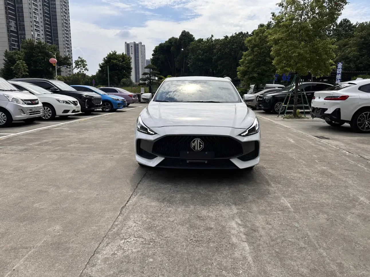 MG 5