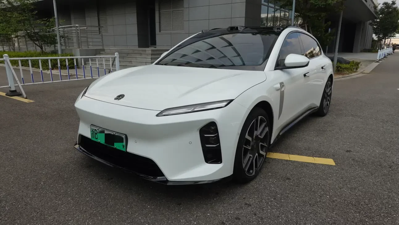 NIO ET5T
