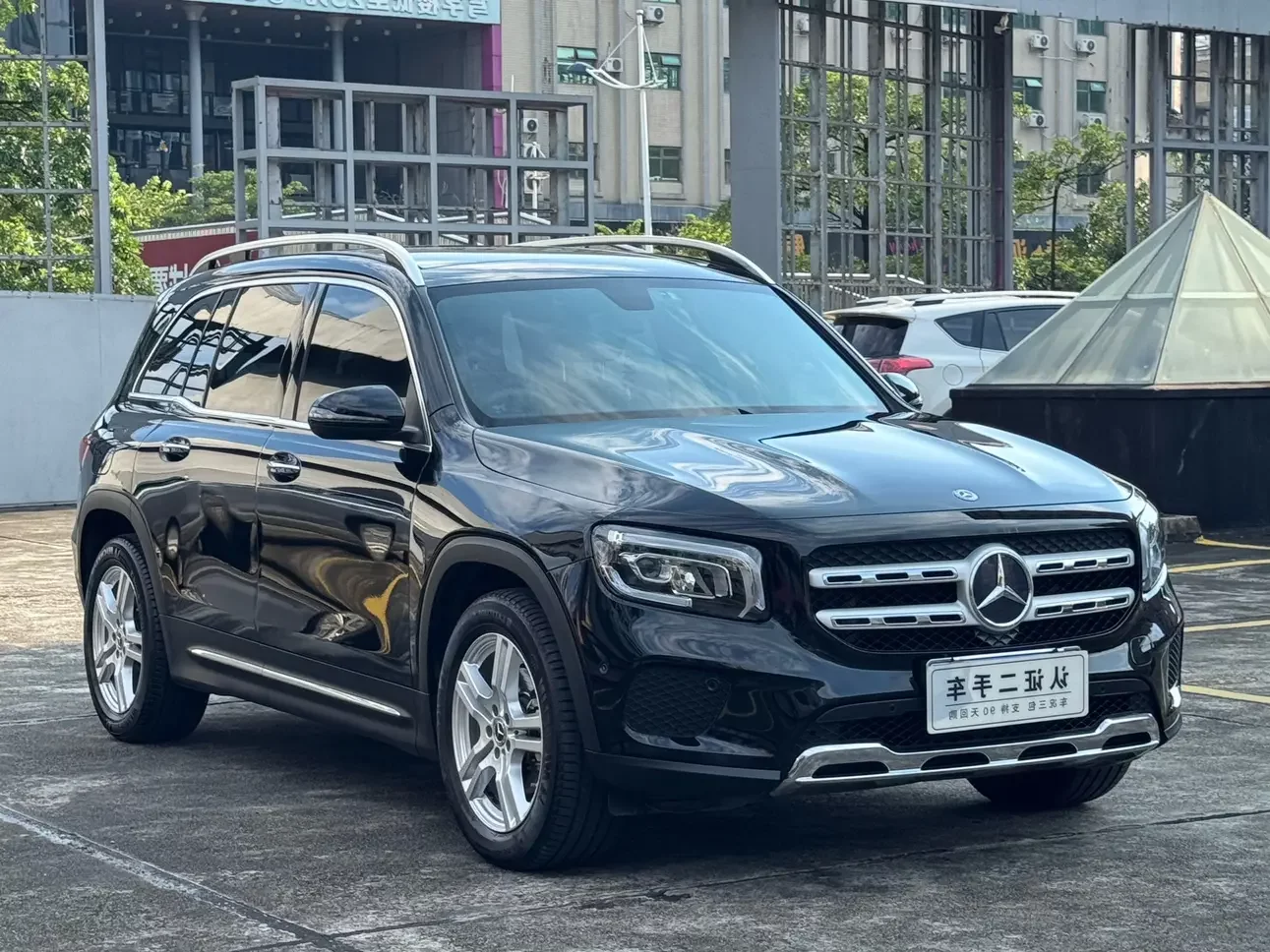 Mercedes-Benz GLB