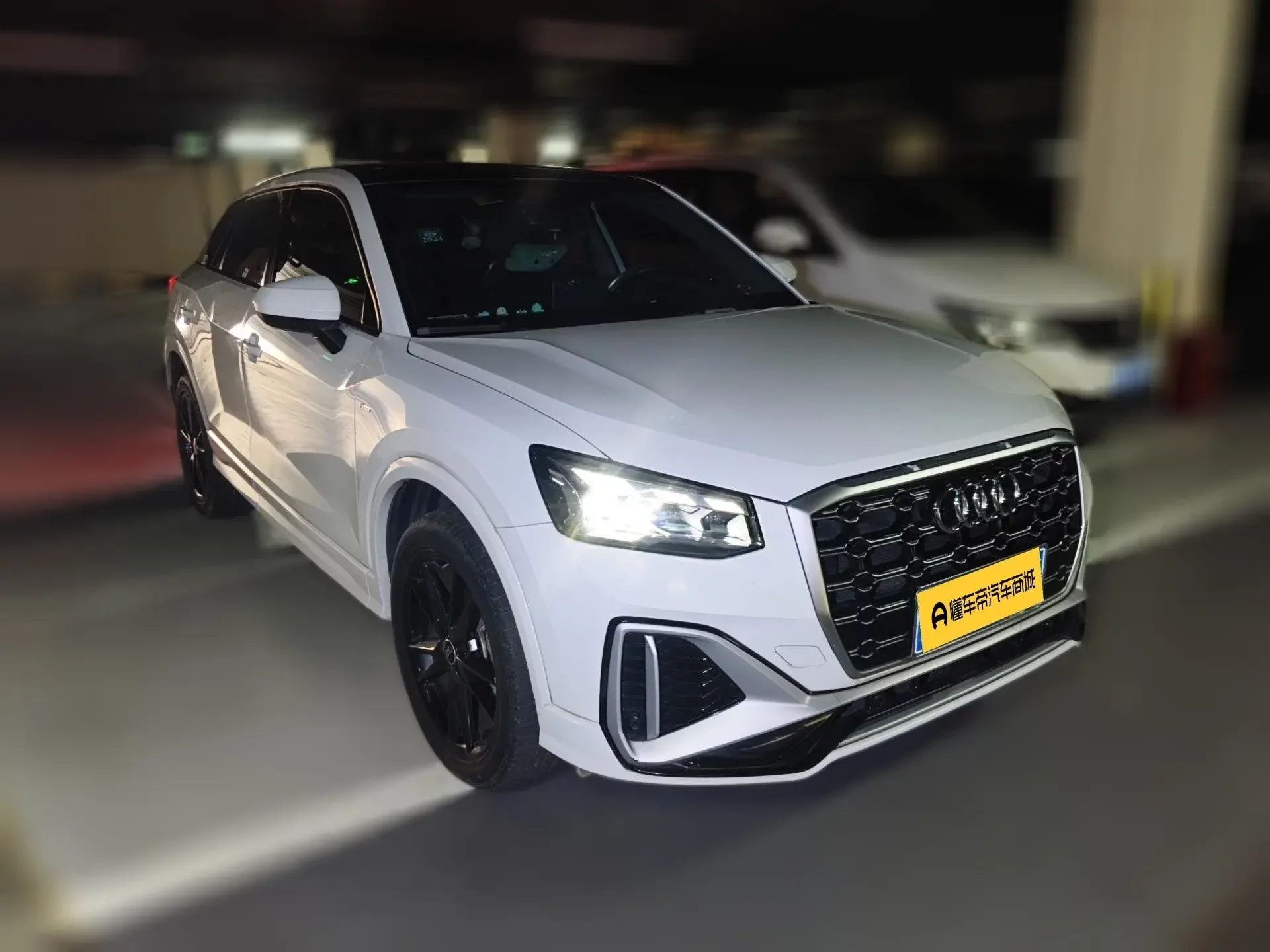 Audi Q2L