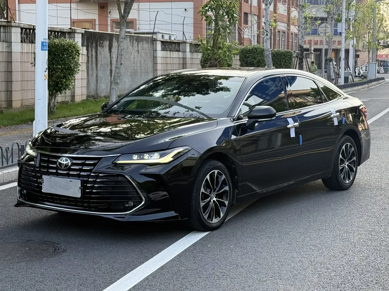 TOYOTA AVALON