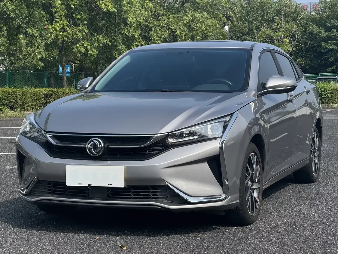 Dongfeng Yixuan