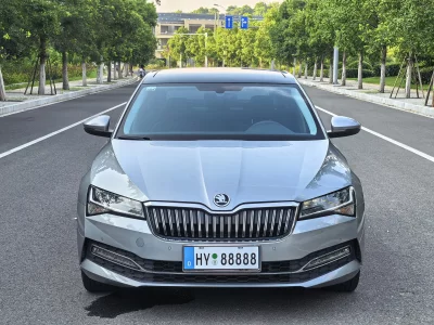 Skoda SuperB