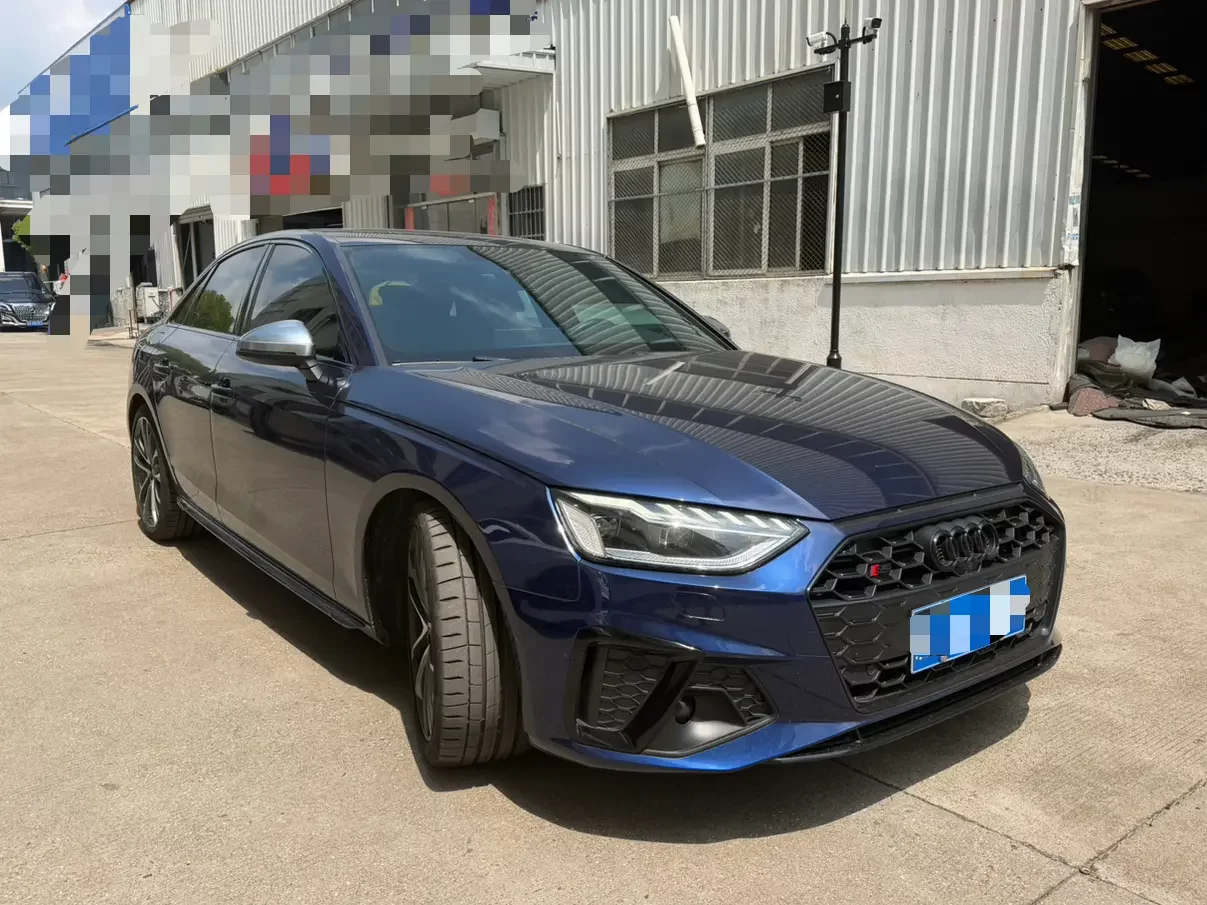 Audi S4