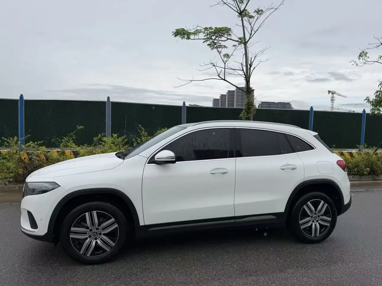 Mercedes-Benz EQA
