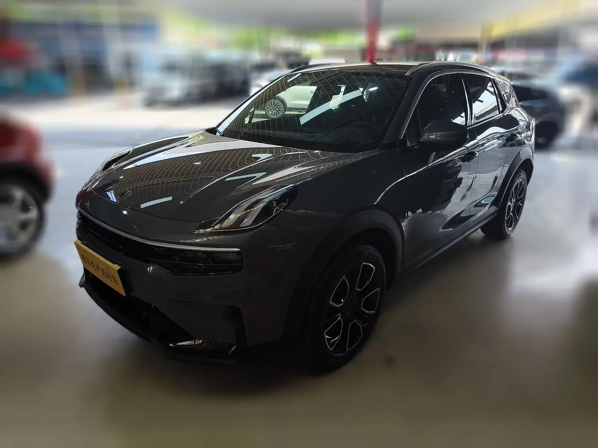 Lynk & Co 06