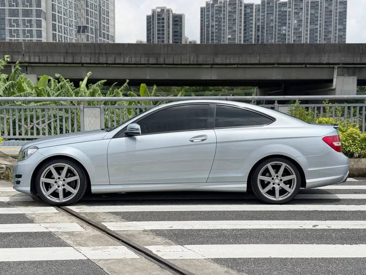 Mercedes-Benz C-Class