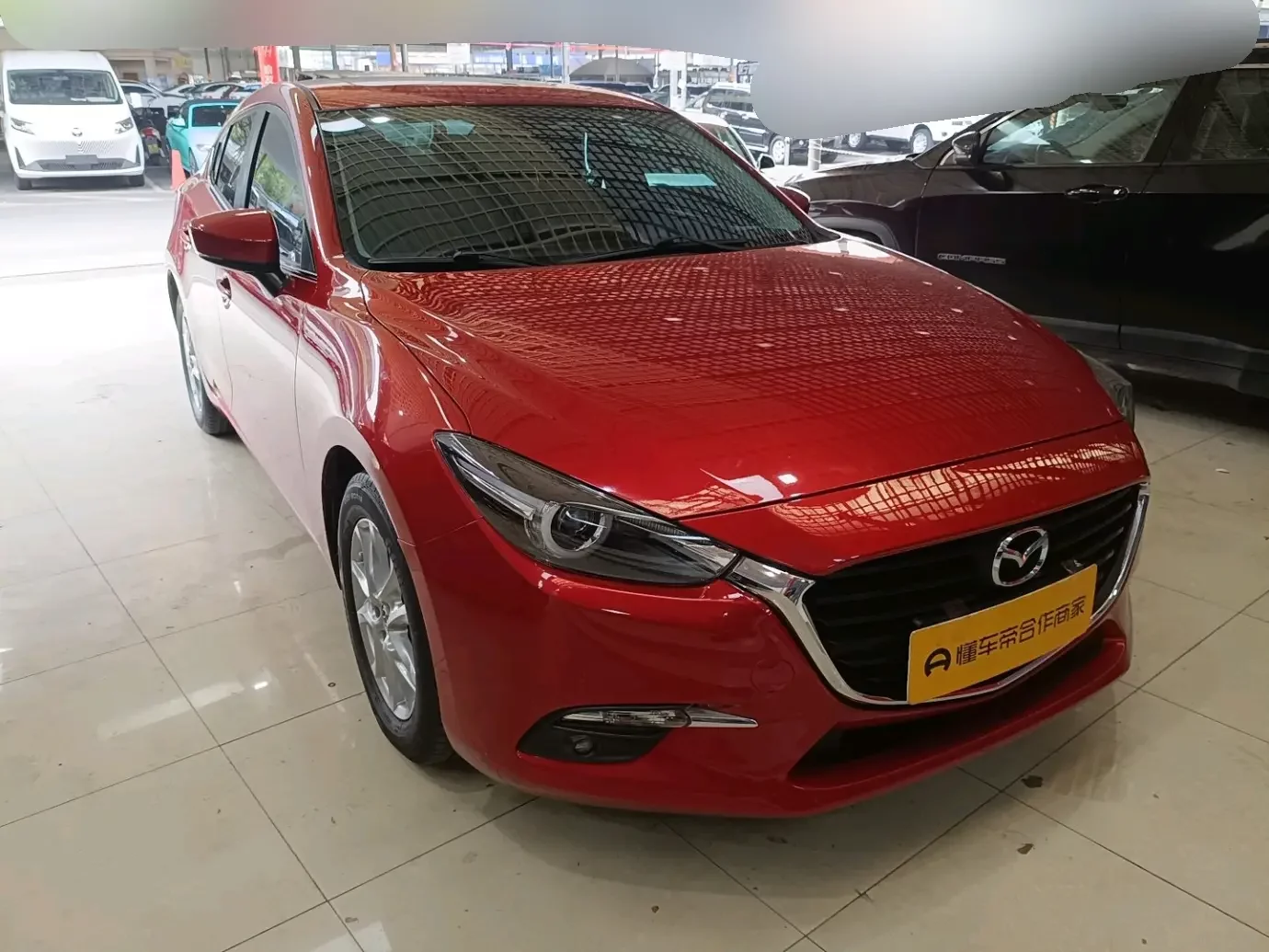 Mazda Axela (3)