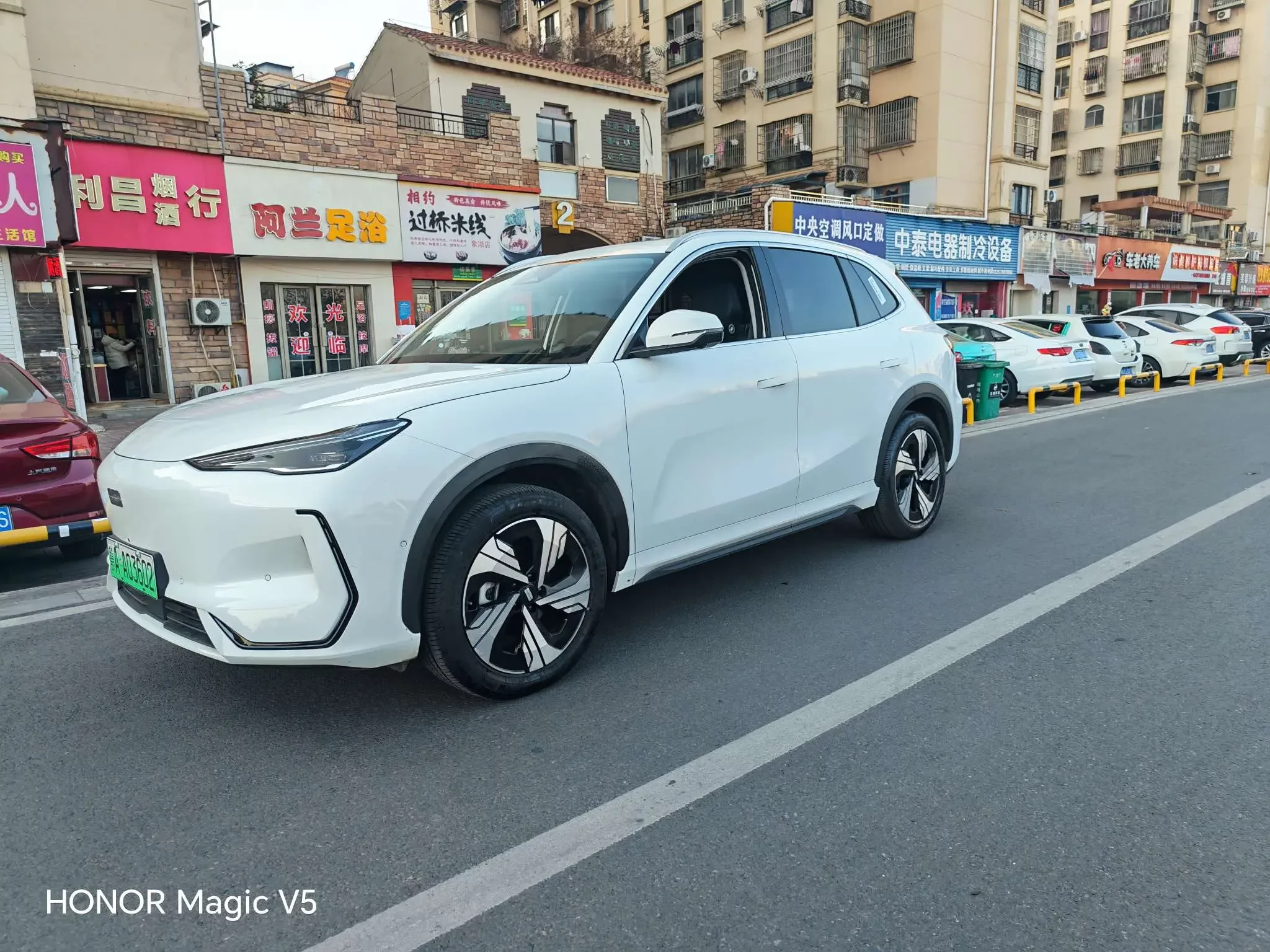 Geely Galaxy E5