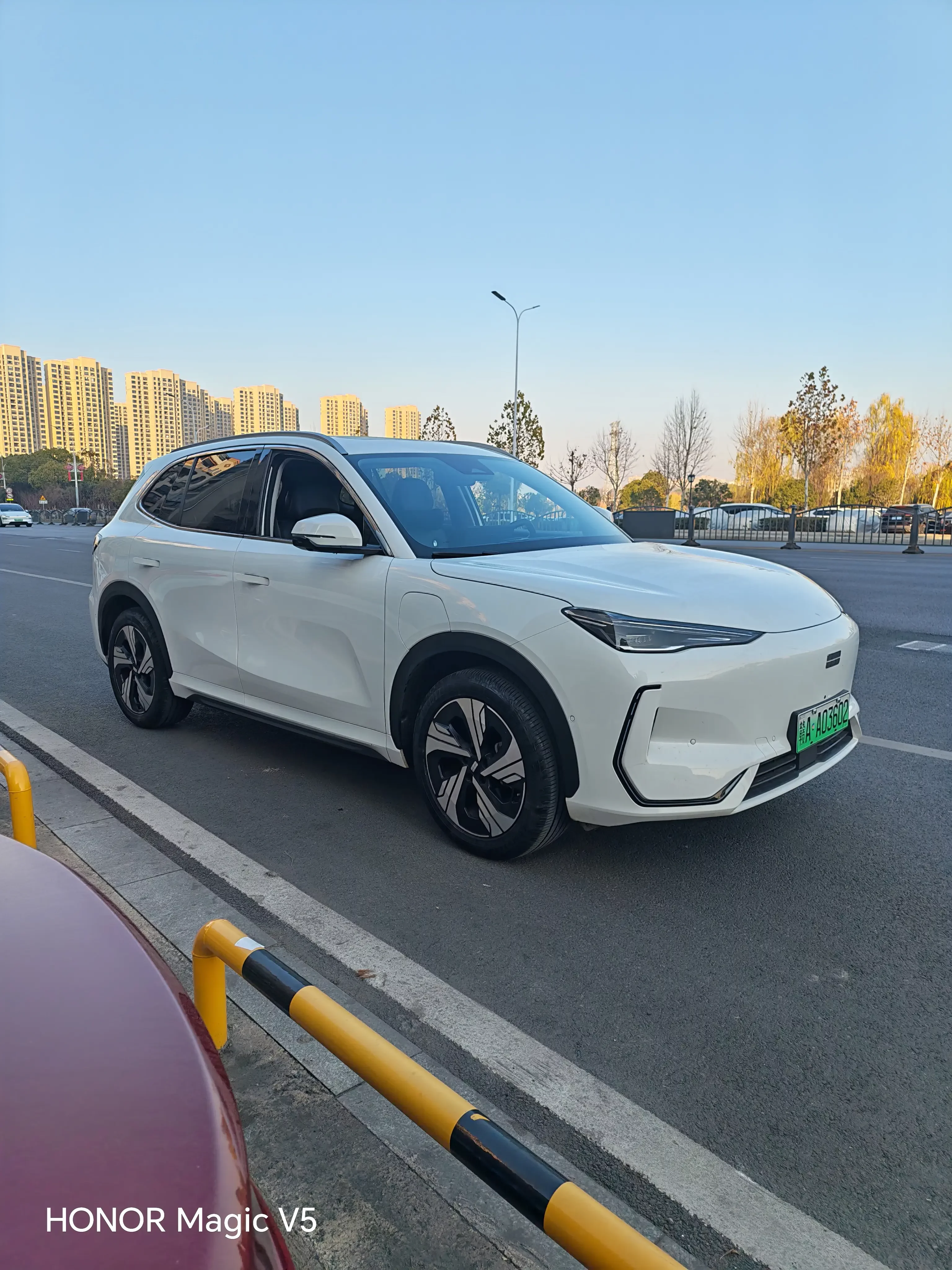 Geely Galaxy E5