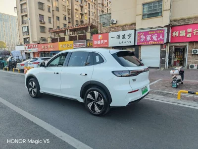 Geely Galaxy E5