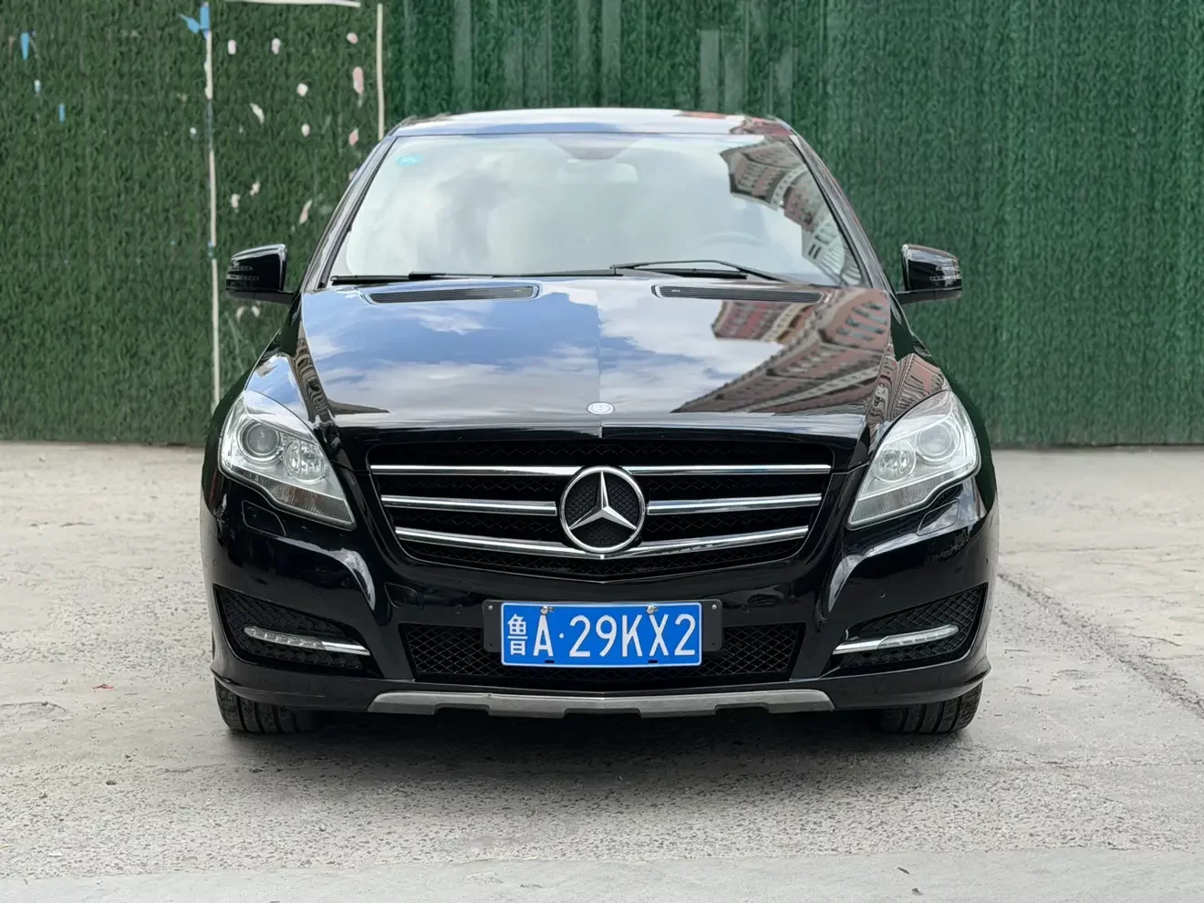 Mercedes-Benz R-Class