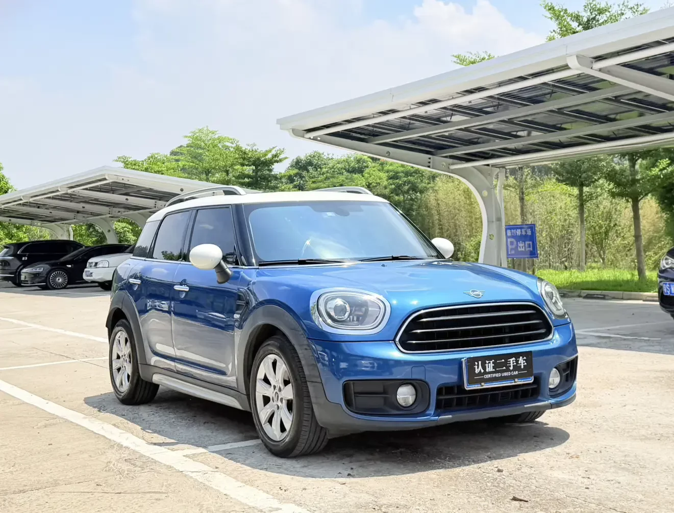 MINI COUNTRYMAN