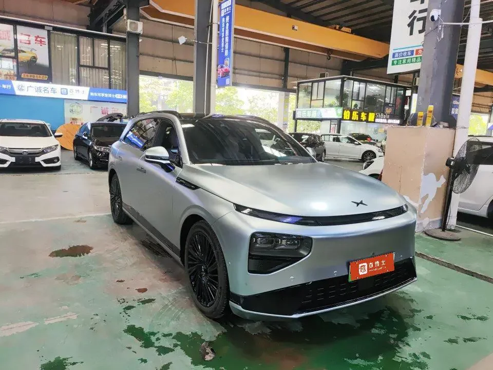 Xpeng G9