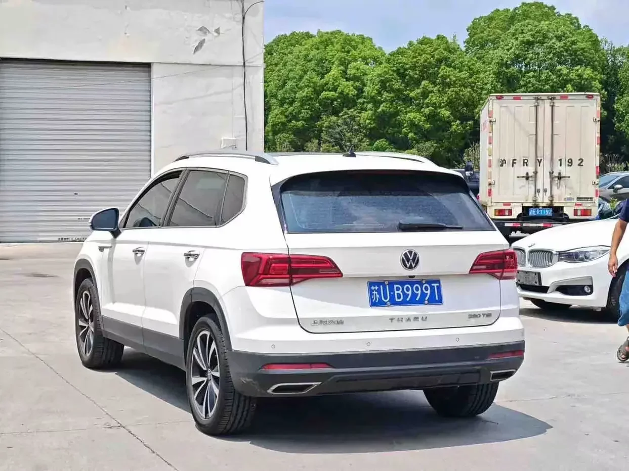 Volkswagen Tharu