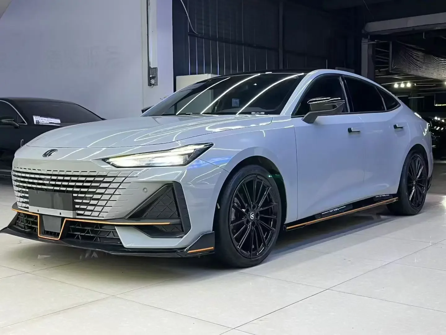 Changan UNI-V