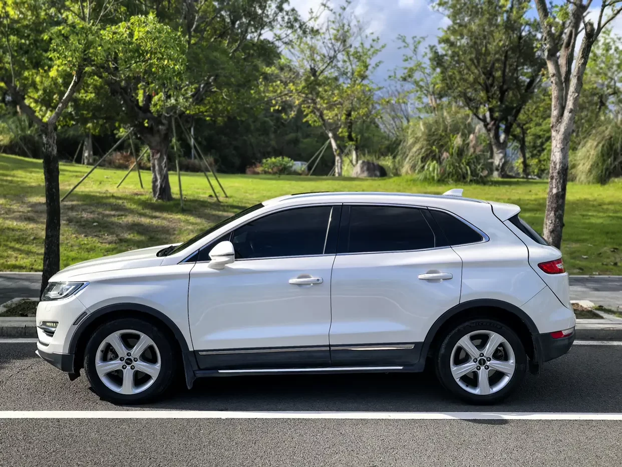 Lincoln MKC