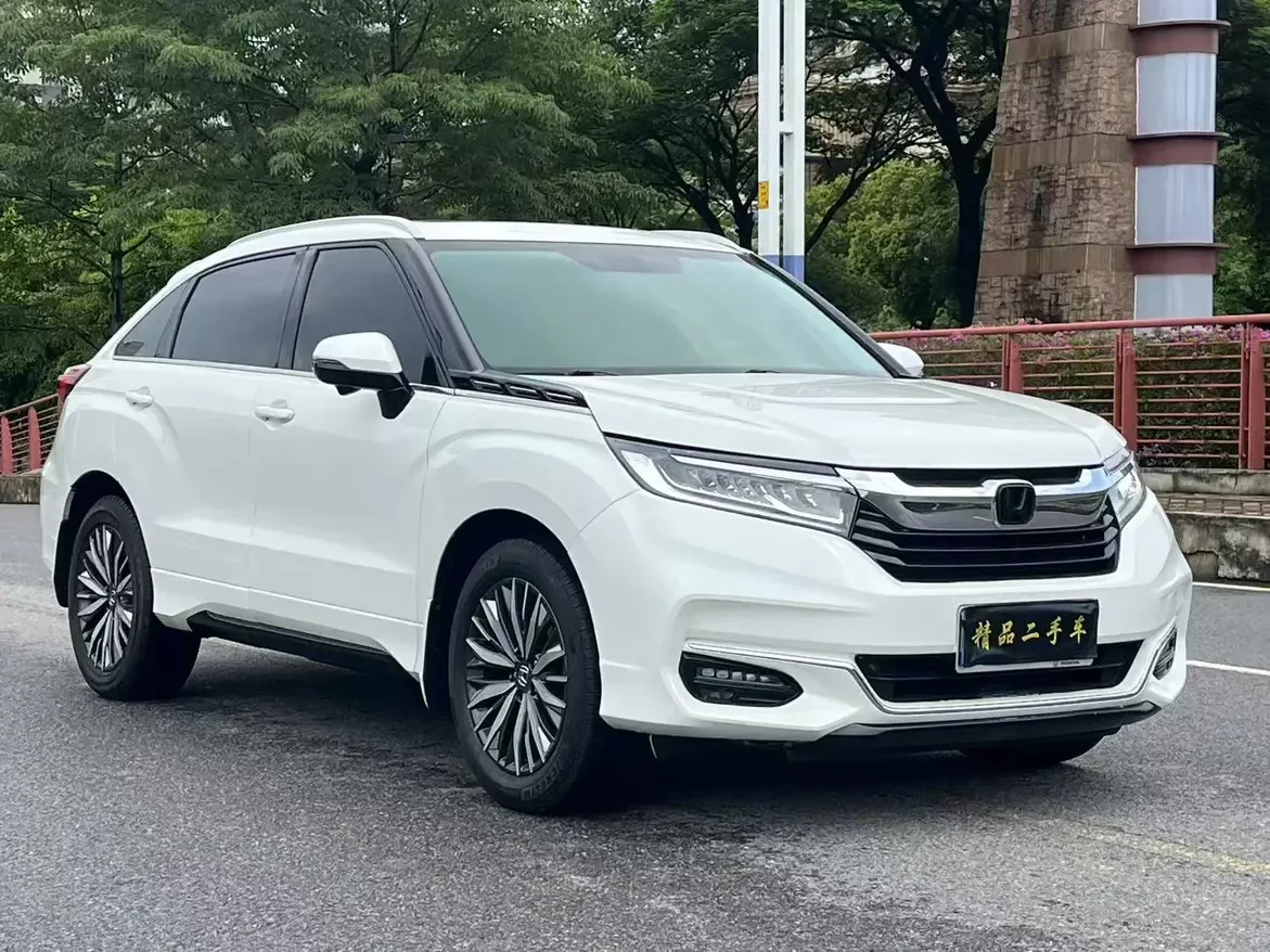 Honda Avancier (Crown Road)