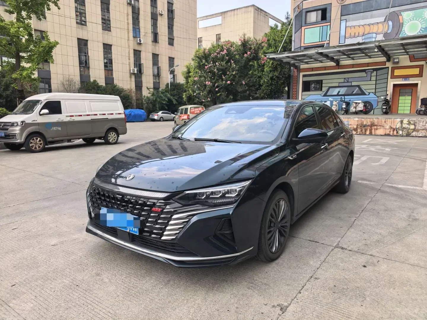 Dongfeng Yixuan MAX