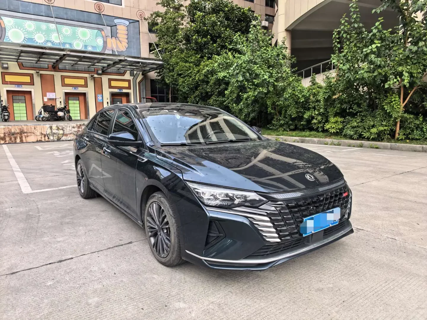 Dongfeng Yixuan MAX
