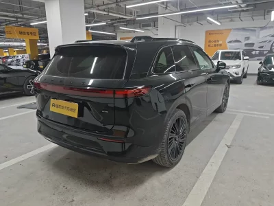 XPeng G9