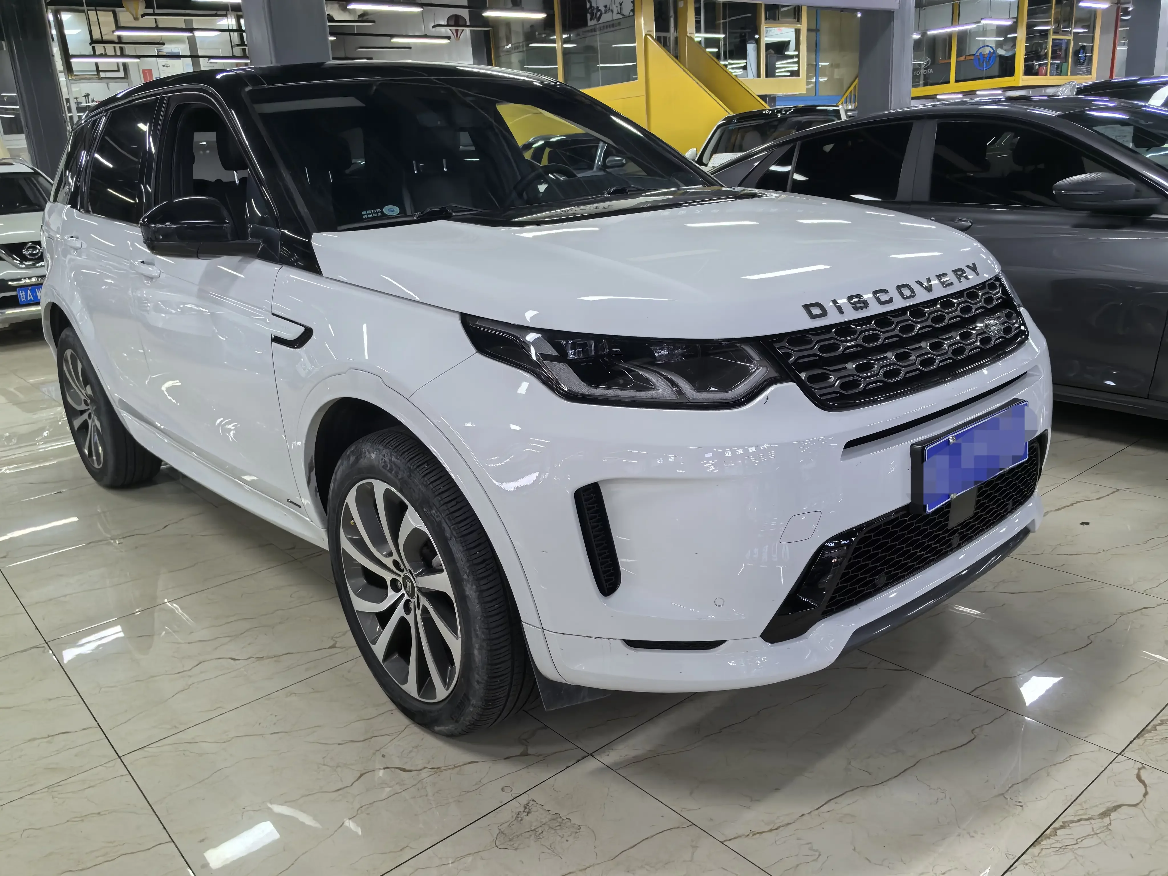 Land Rover Discover Sports