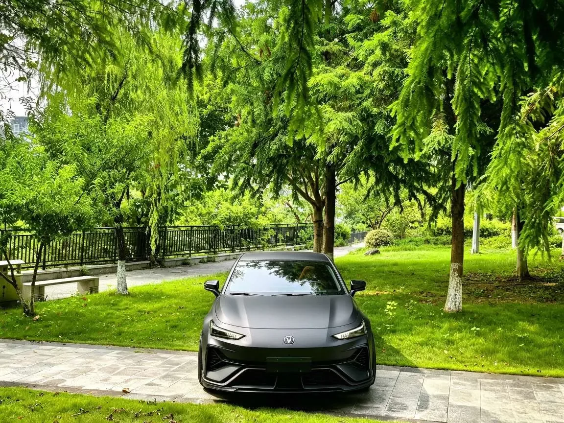 Changan UNI-V