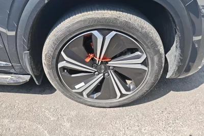 Geely Xingyue L