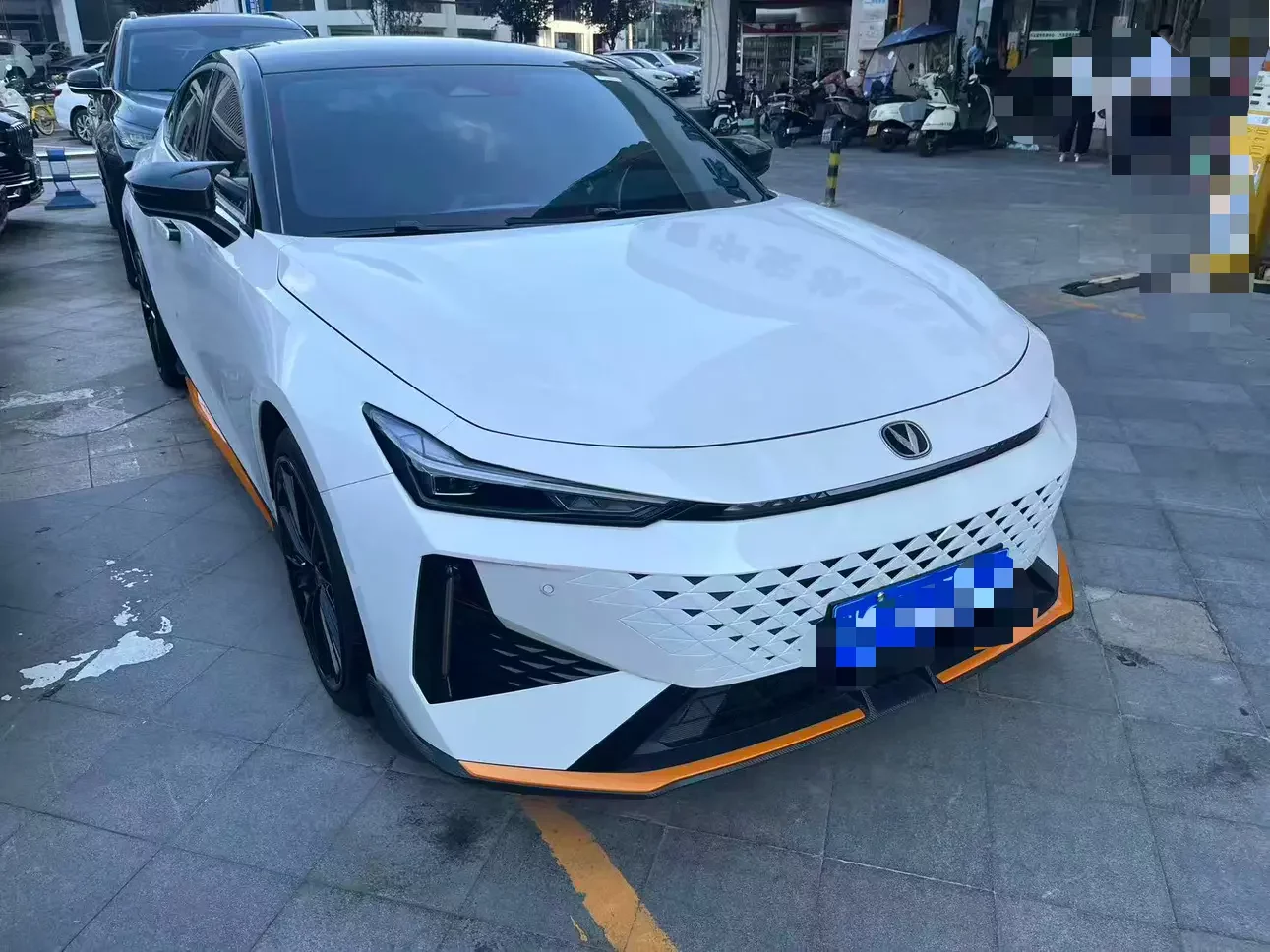 Changan UNI-V