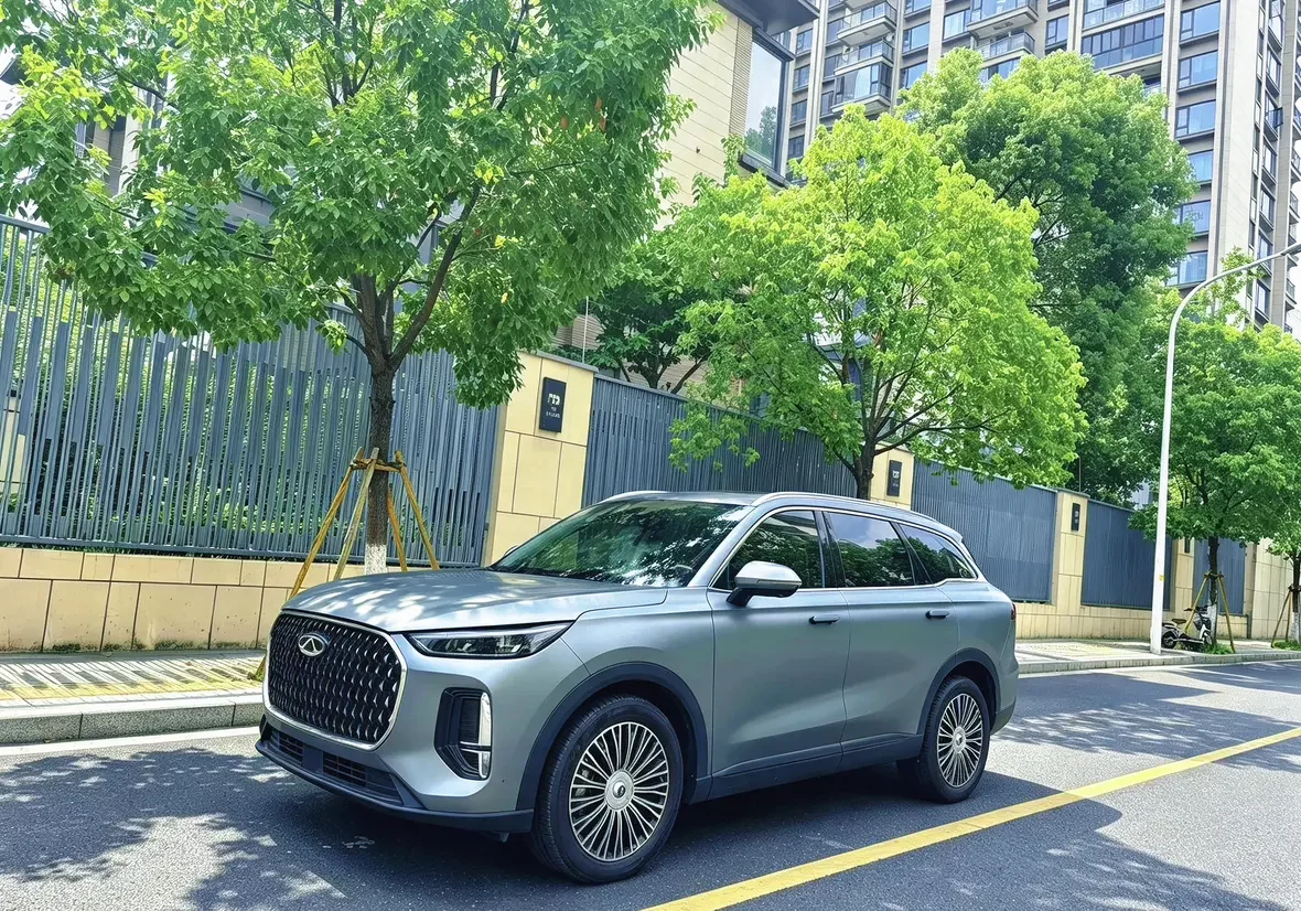 Chery Tiggo 8L