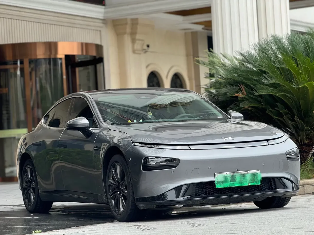 Xpeng P7