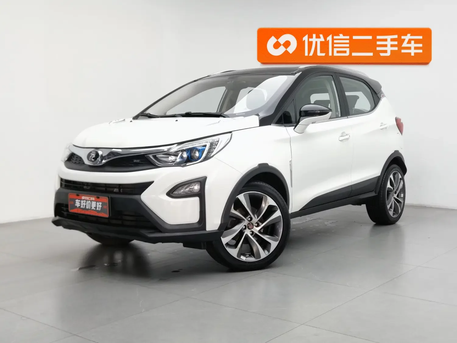 BYD Yuan  из Китая