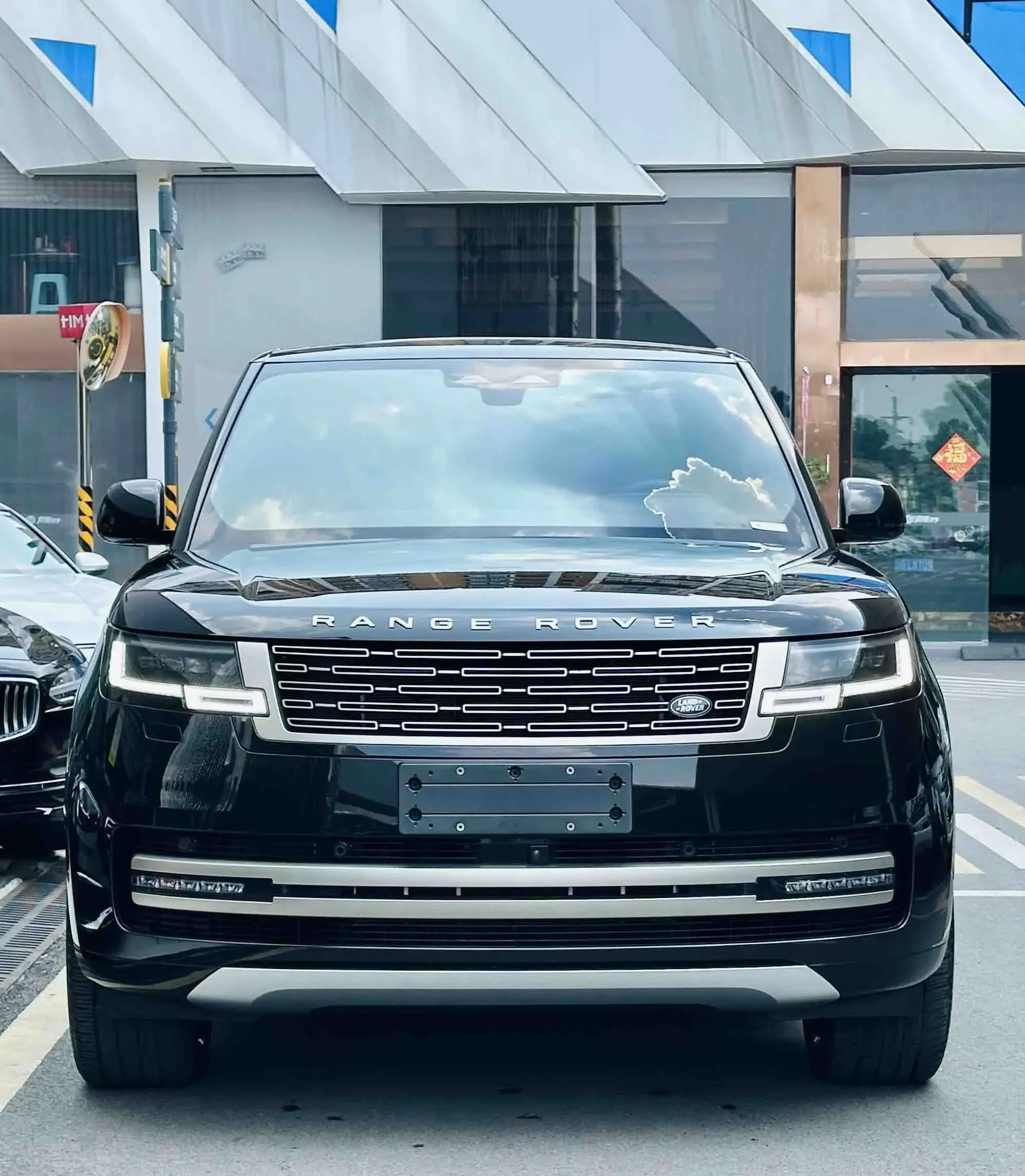 Land Rover range rover