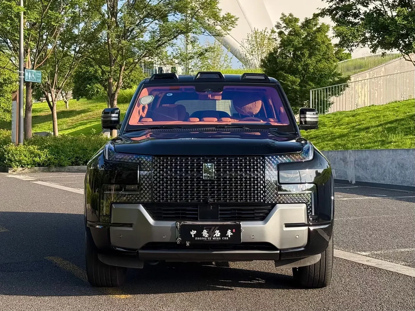 BYD Yangwang U8