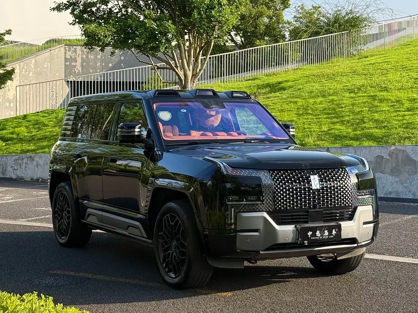 BYD Yangwang U8