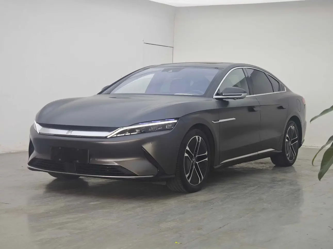 BYD Han EV